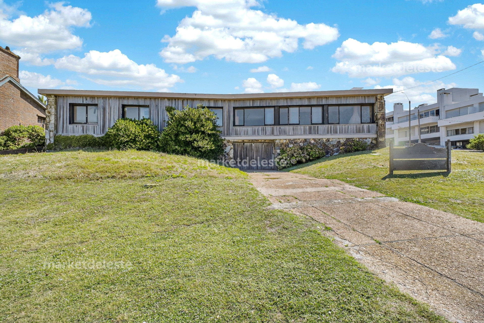 CASA FRENTE AL MAR EN LA PENINSULA