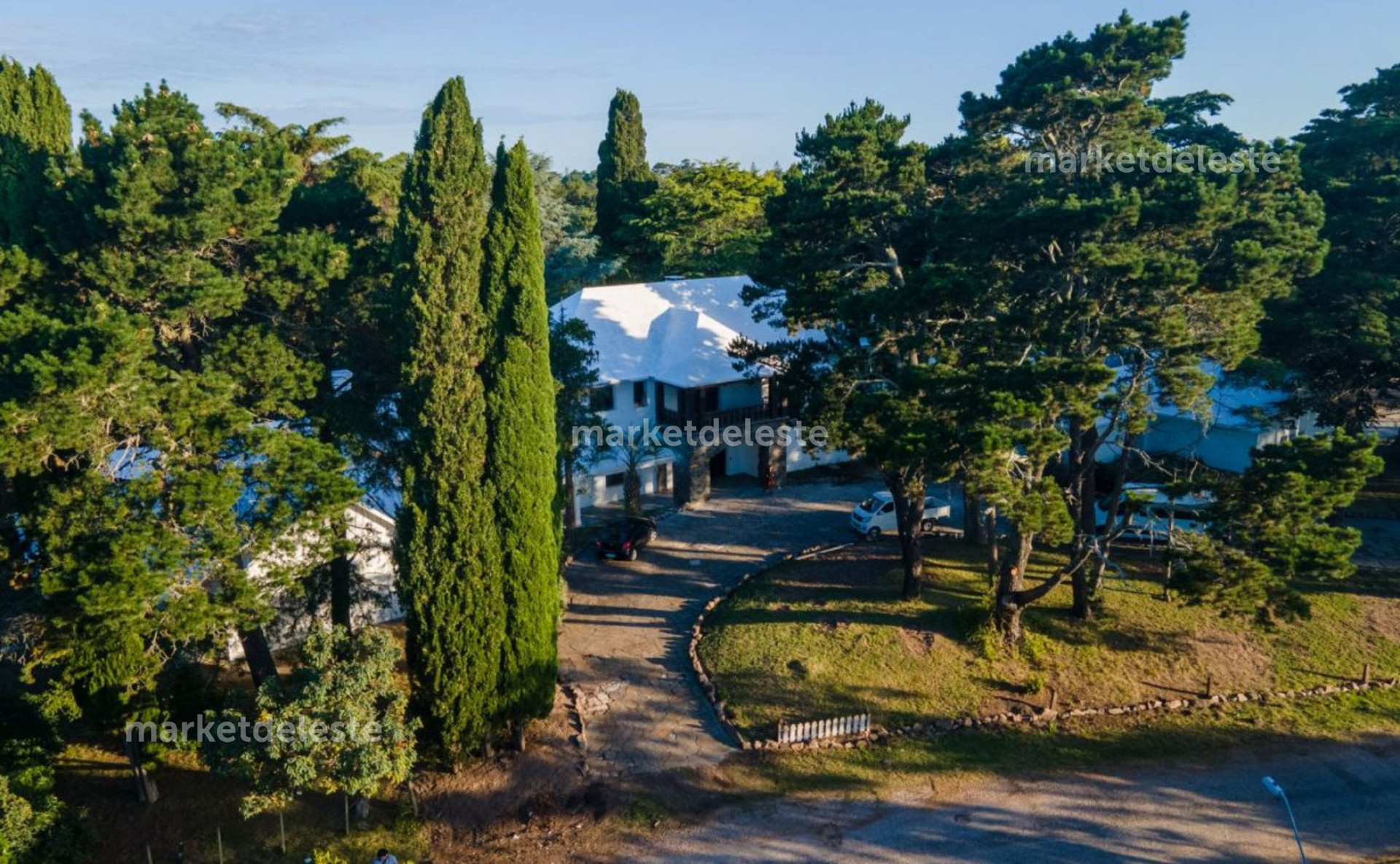 GOLF - MEGA MANSIÓN