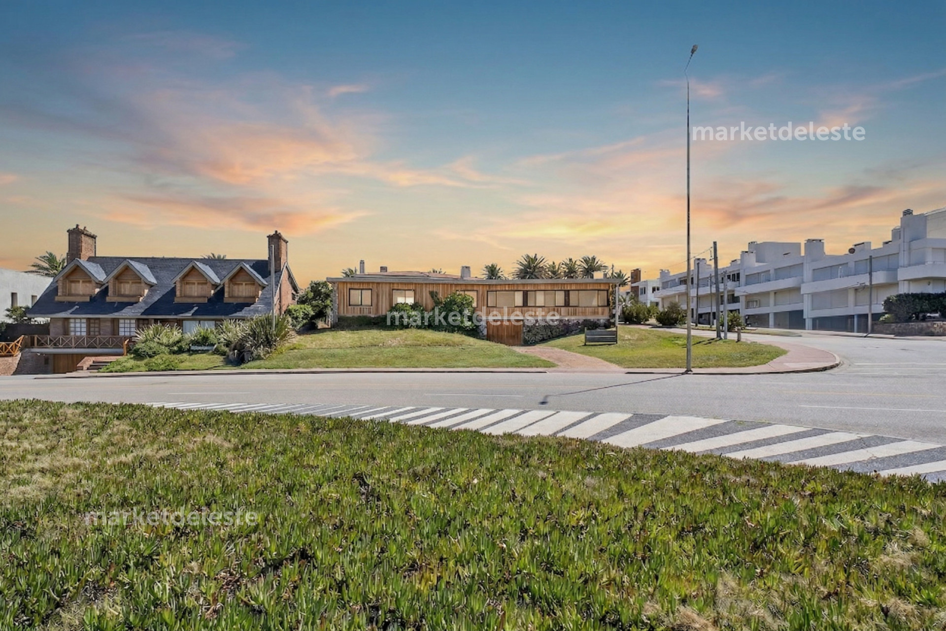 CASA FRENTE AL MAR EN LA PENINSULA