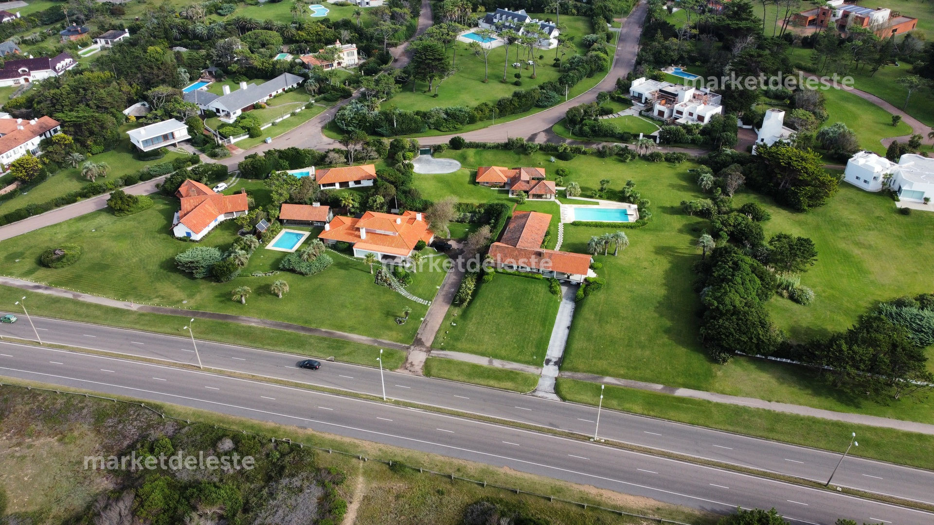 PLAYA BRAVA - 1ra LINEA