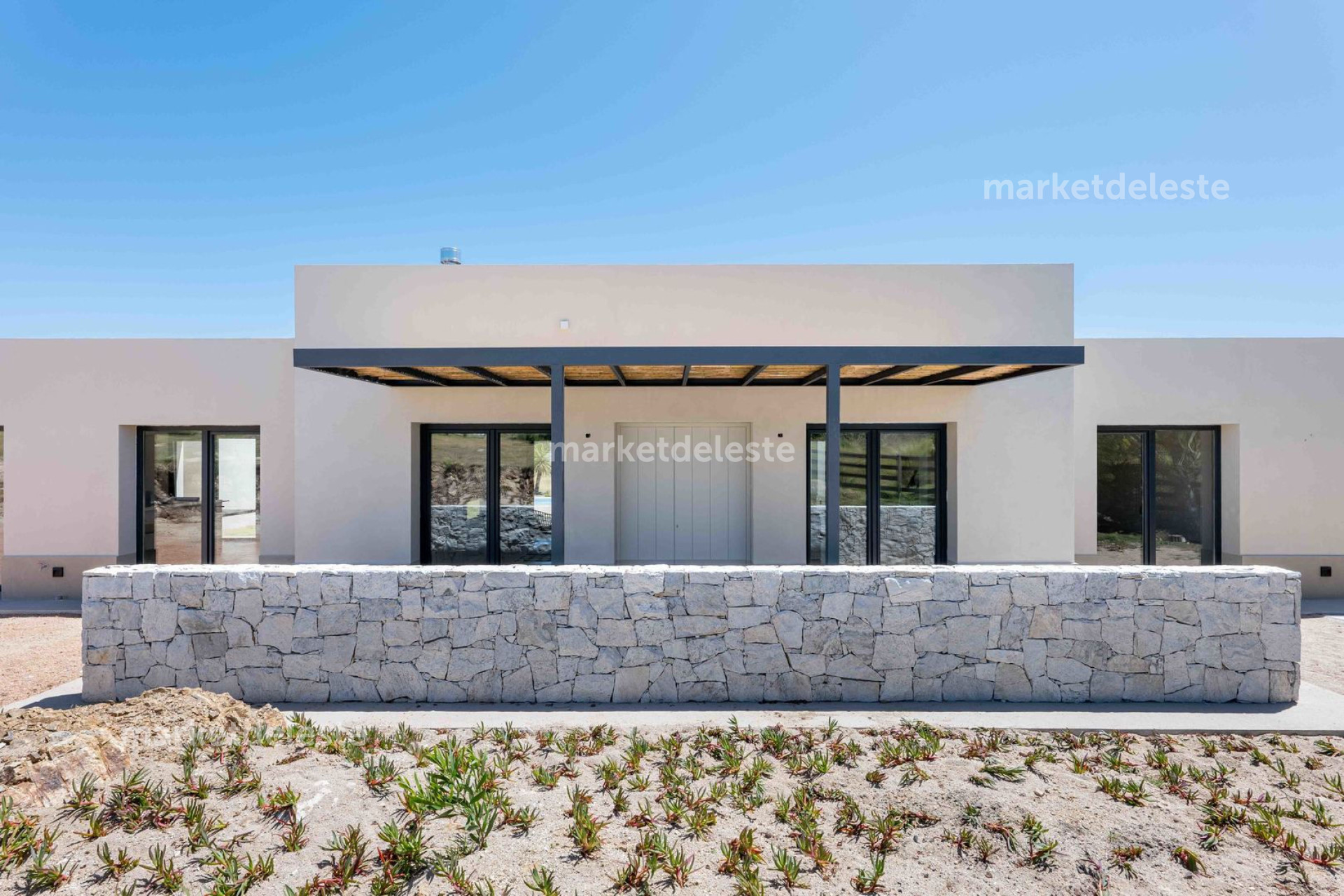 RUTA 104 - BARRIO LA MORADA