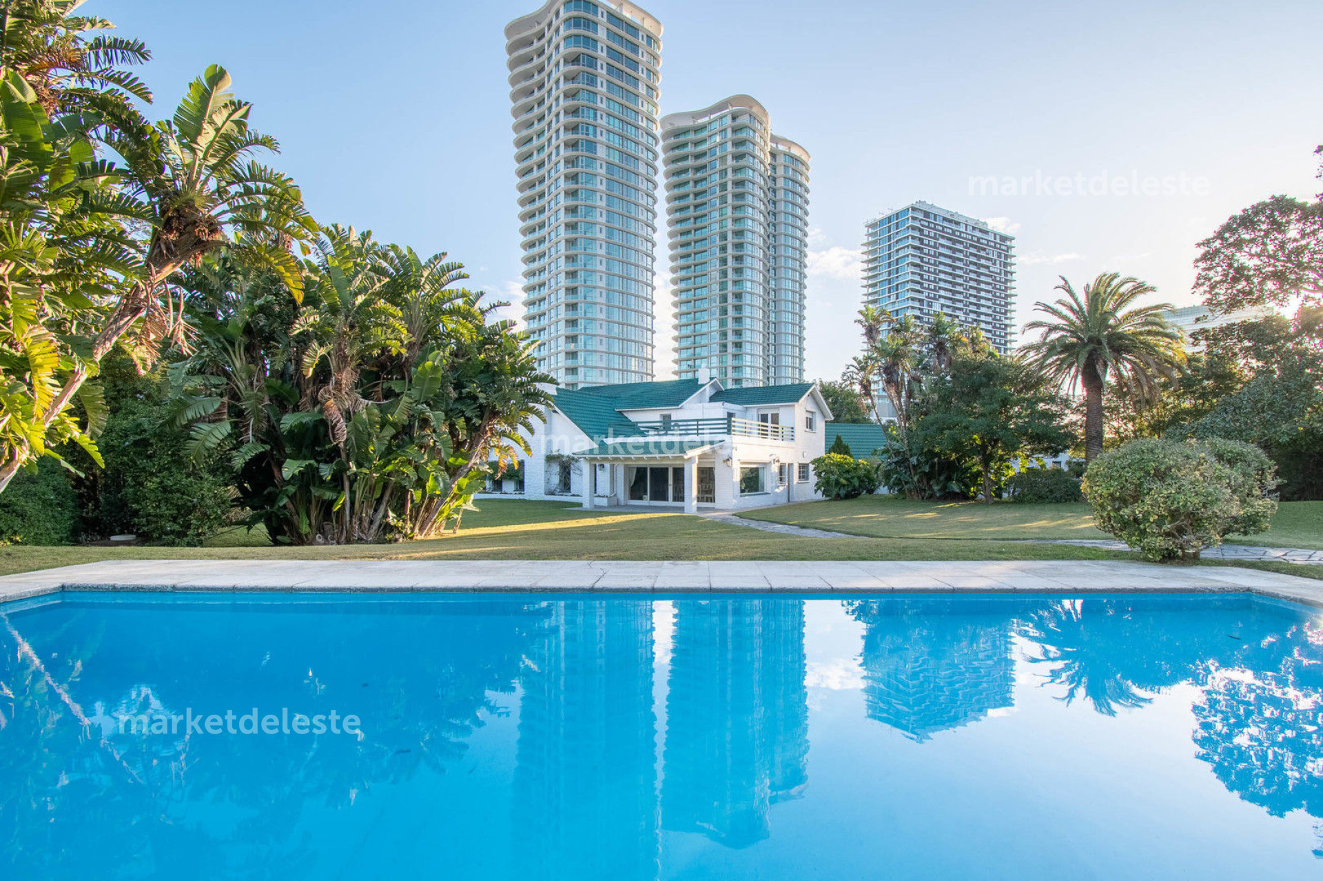 PLAYA MANSA MEGA CASA