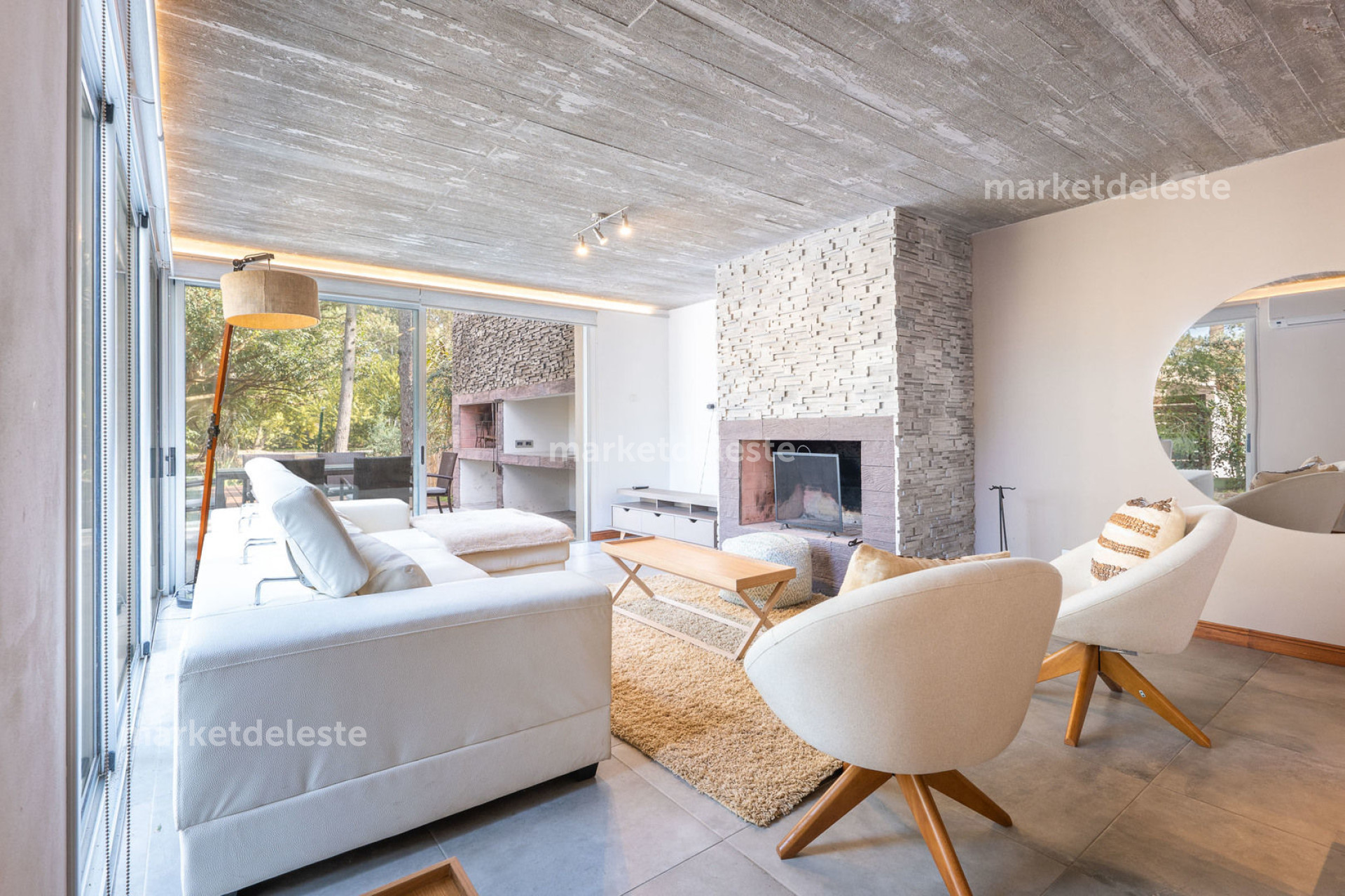 CASA EN SOLANAS - 3 DORM