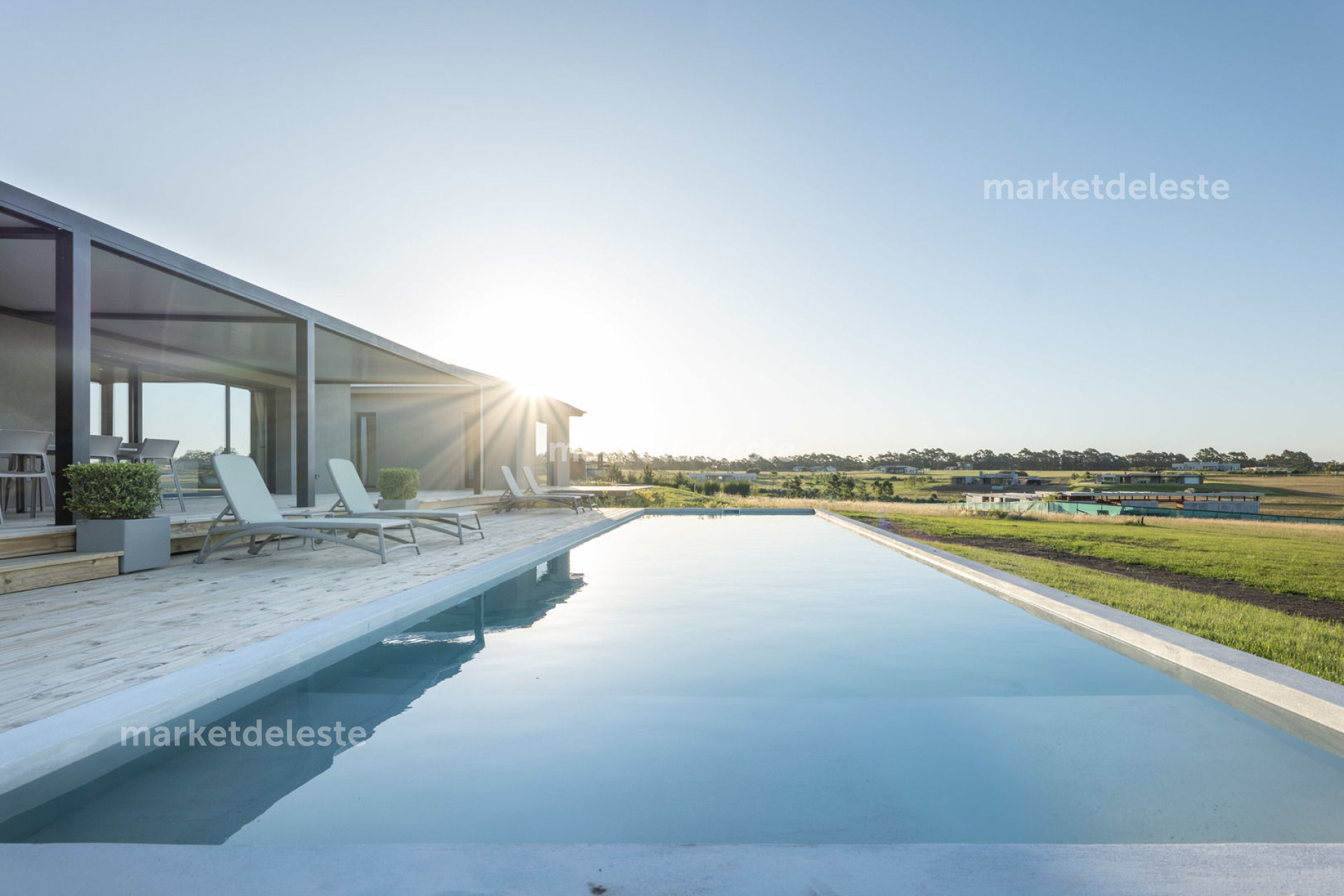 CASA EN PUEBLO MIO - A ESTRENAR