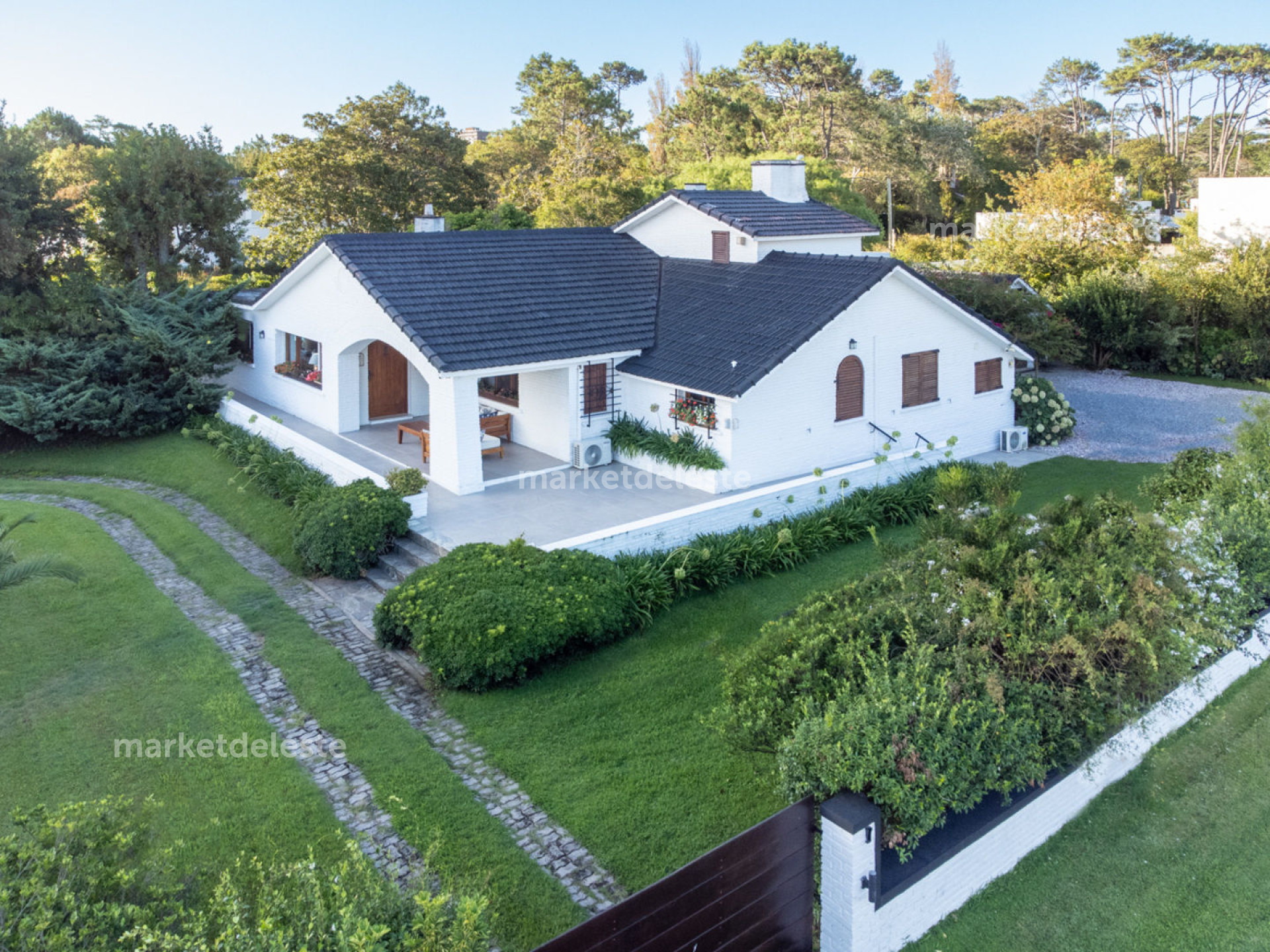 ESPECTACULAR - PLAYA MANSA