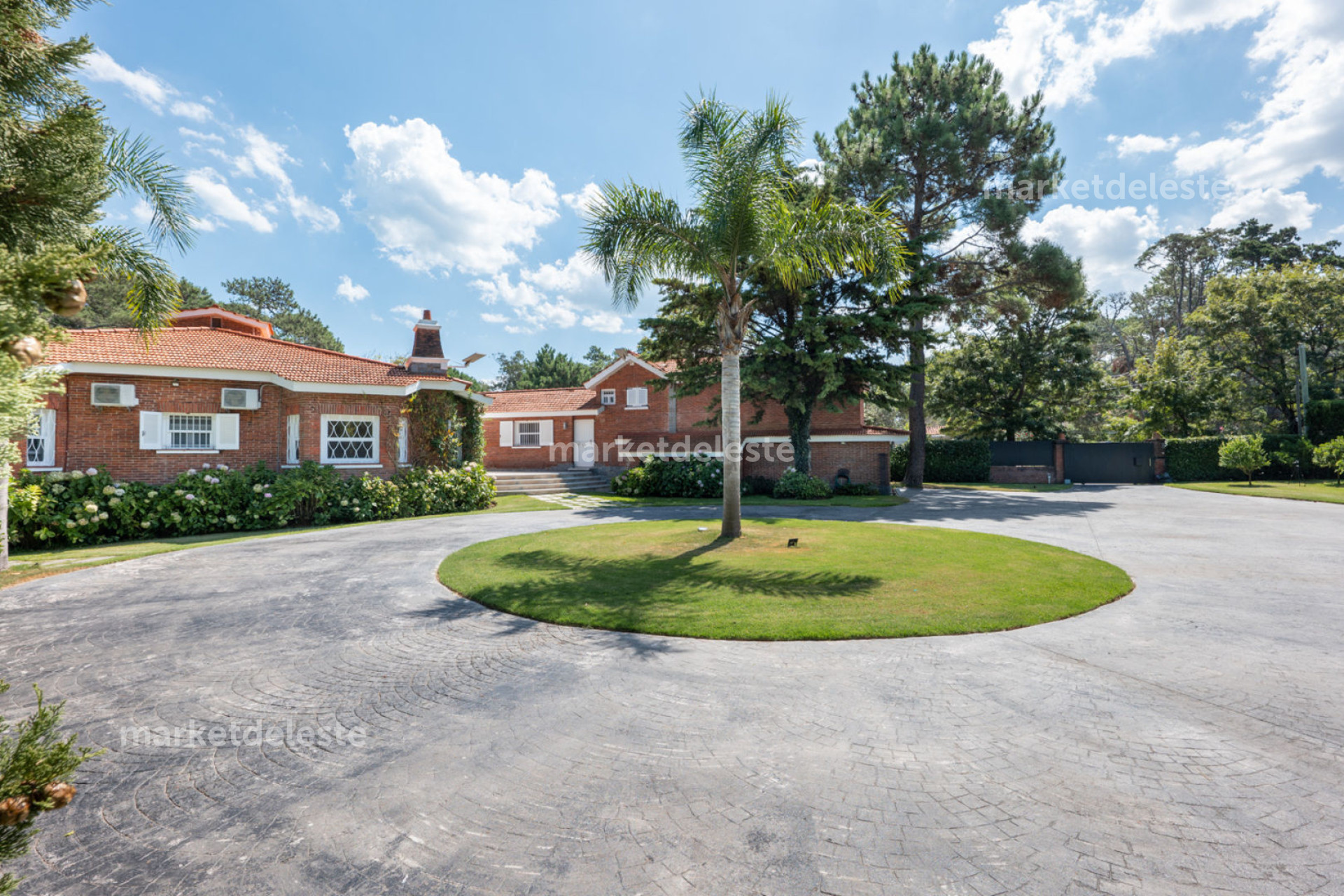 MEGA CASA EN SAN RAFAEL