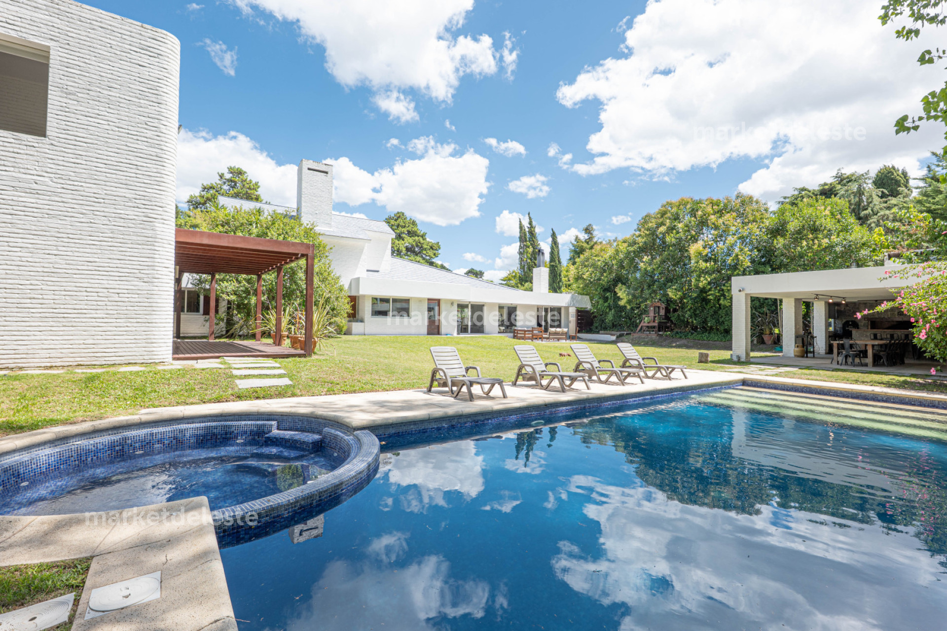 LUGANO RECICLADA- 7 DORM Y SERV