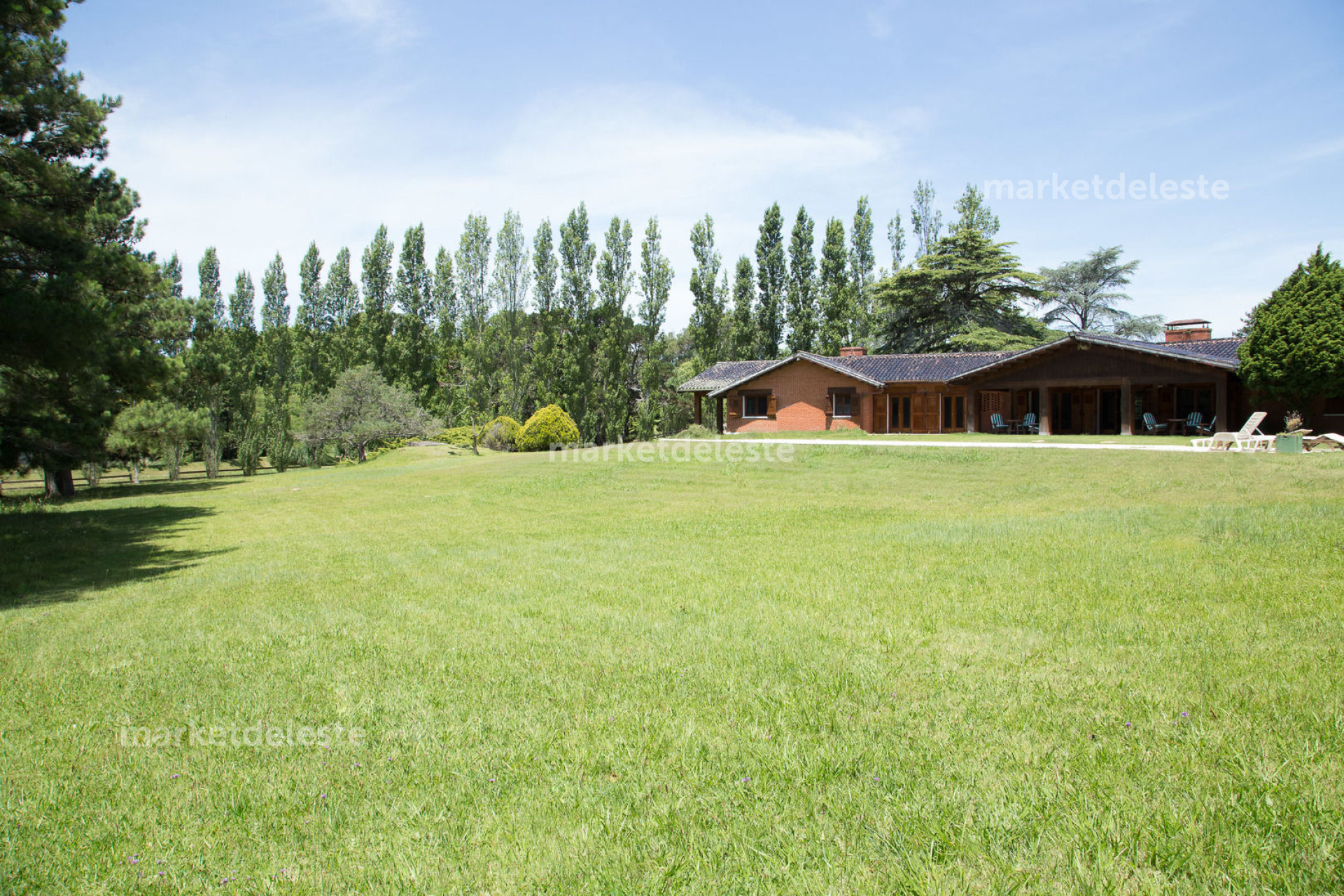GOLF HOUSE - SOBRE LA CANCHA