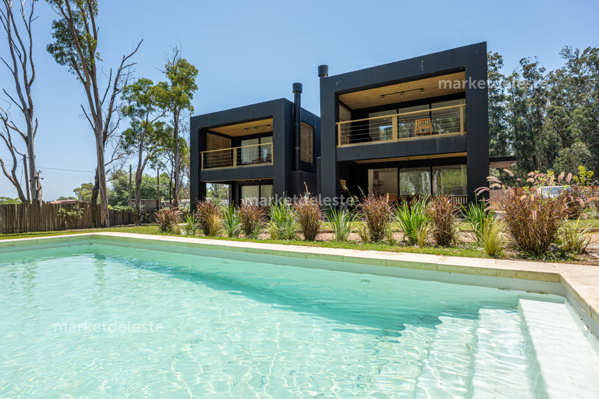 LA BARRA - CASA MODERNA A ESTRENAR - 4 DORMS