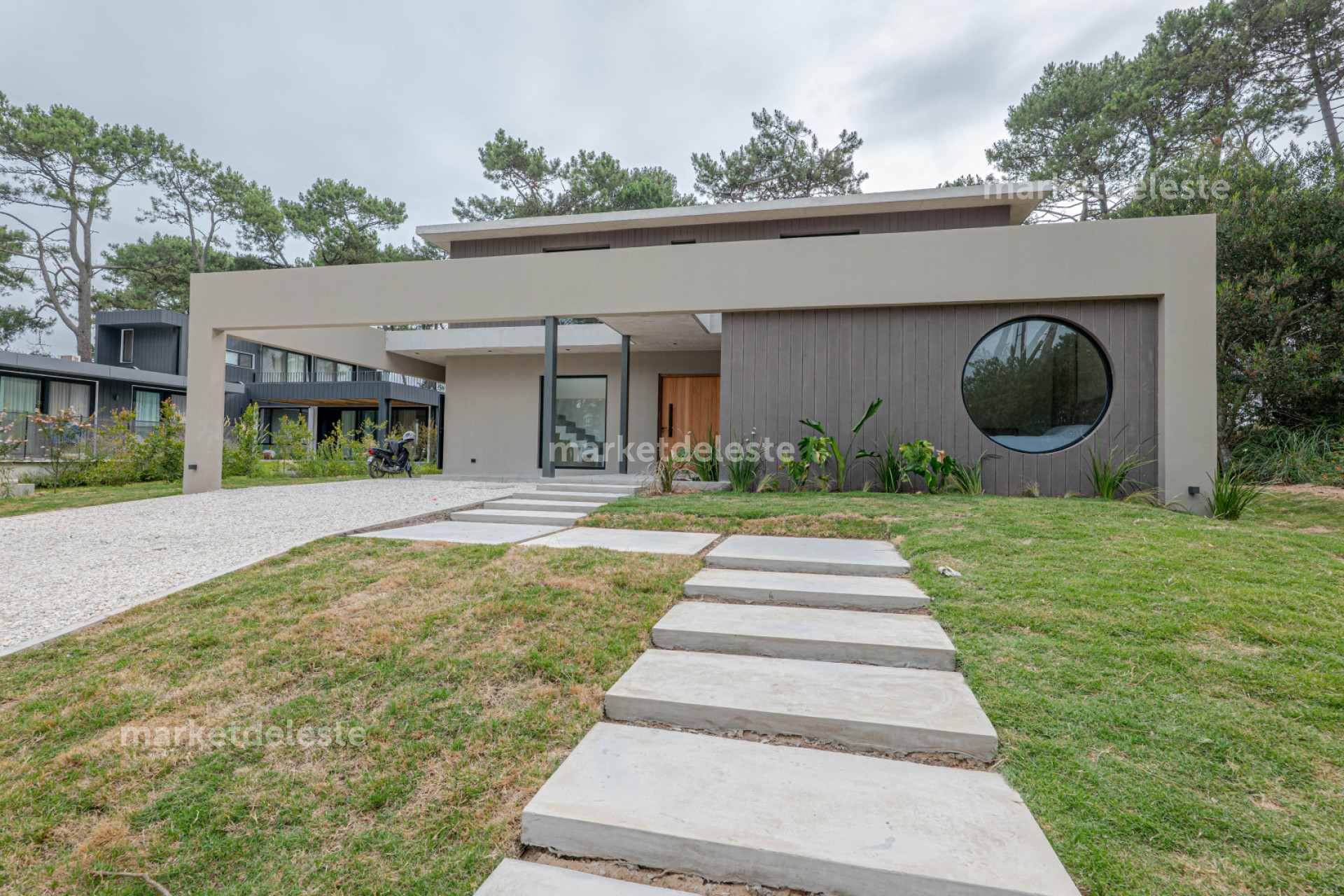 CASA EN RESERVA MONTOYA -venta y alquiler