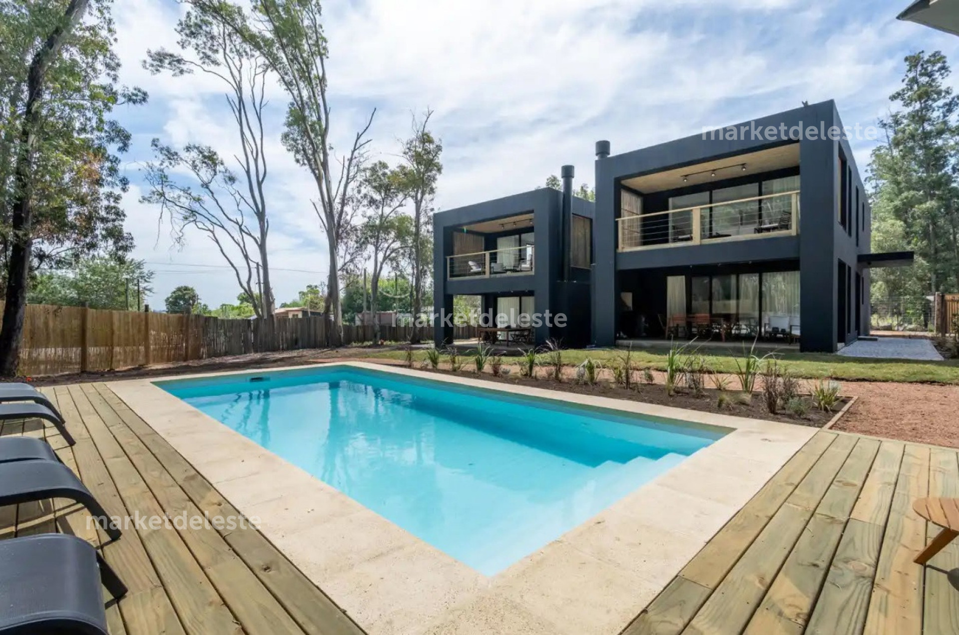 LA BARRA - CASA MODERNA A ESTRENAR - 4 DORMS