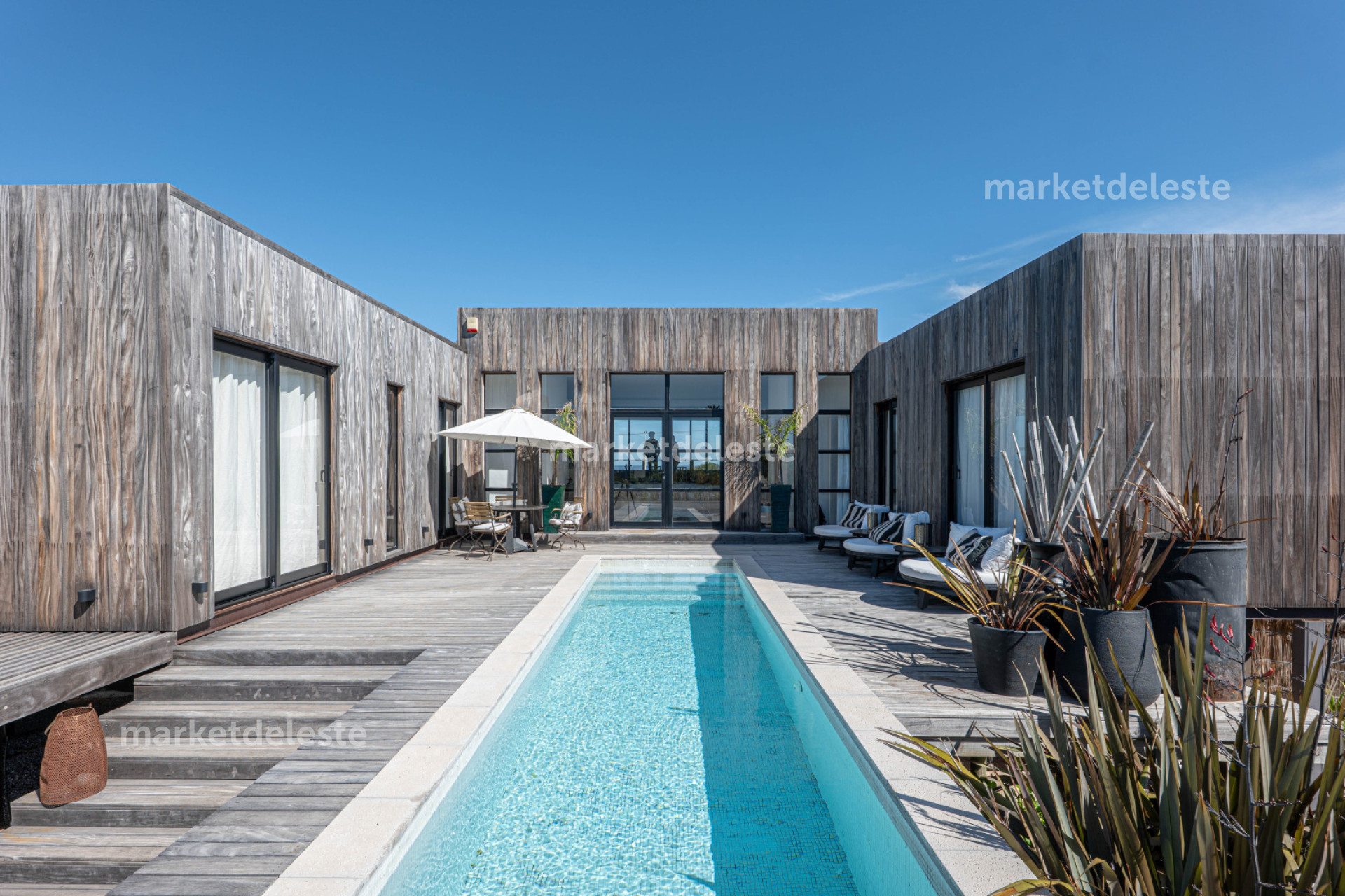 OCEAN VIEWS - PUNTA PIEDRAS