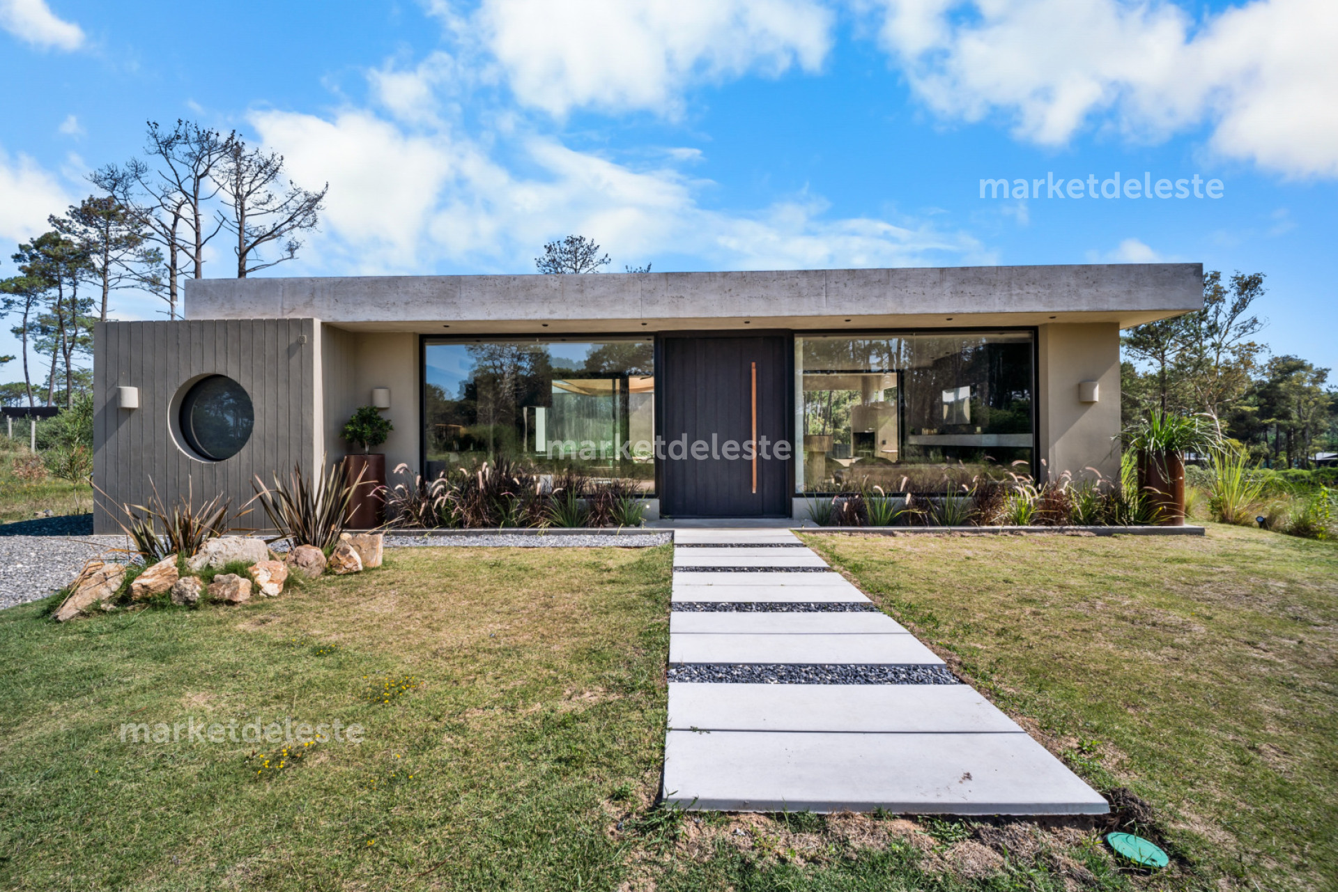 RESERVA DE MONTOYA - CASA MODERNA