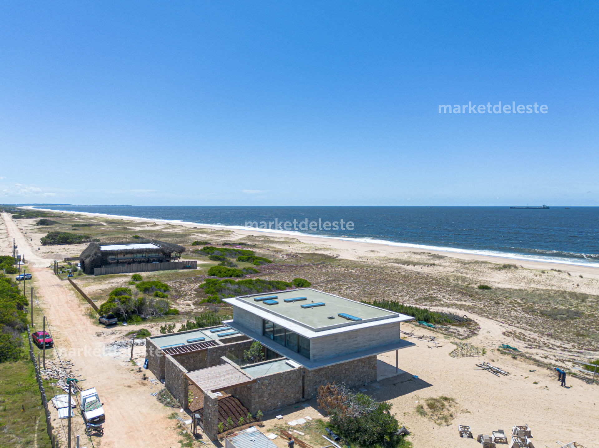 MAR Y FUEGO - CASA SOBRE EL MAR