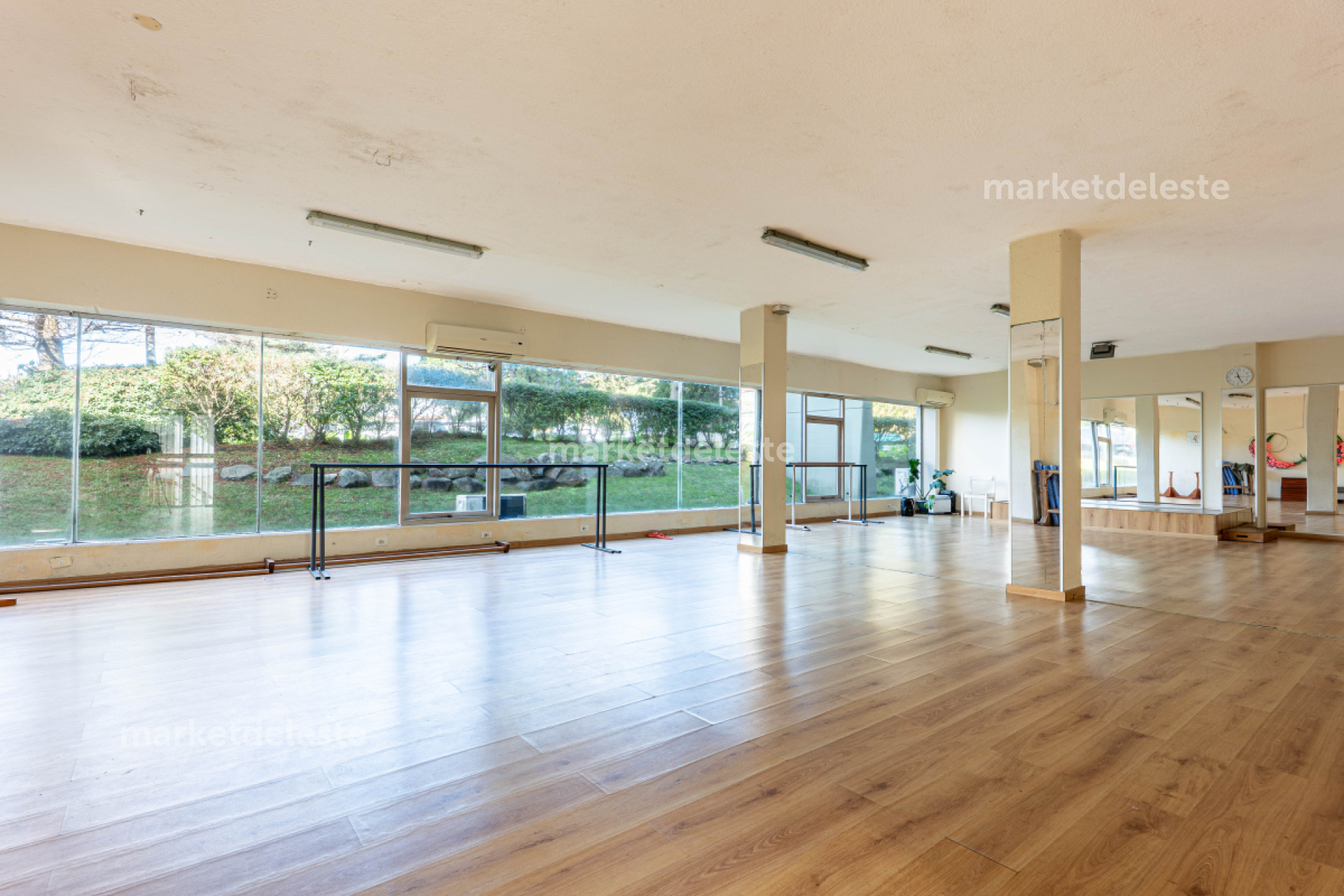 LOCAL COMERCIAL AV. ROOSEVELT 