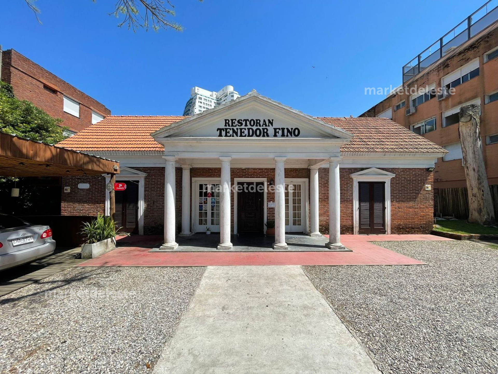 LOCAL COMERCIAL -  AV ITALIA 