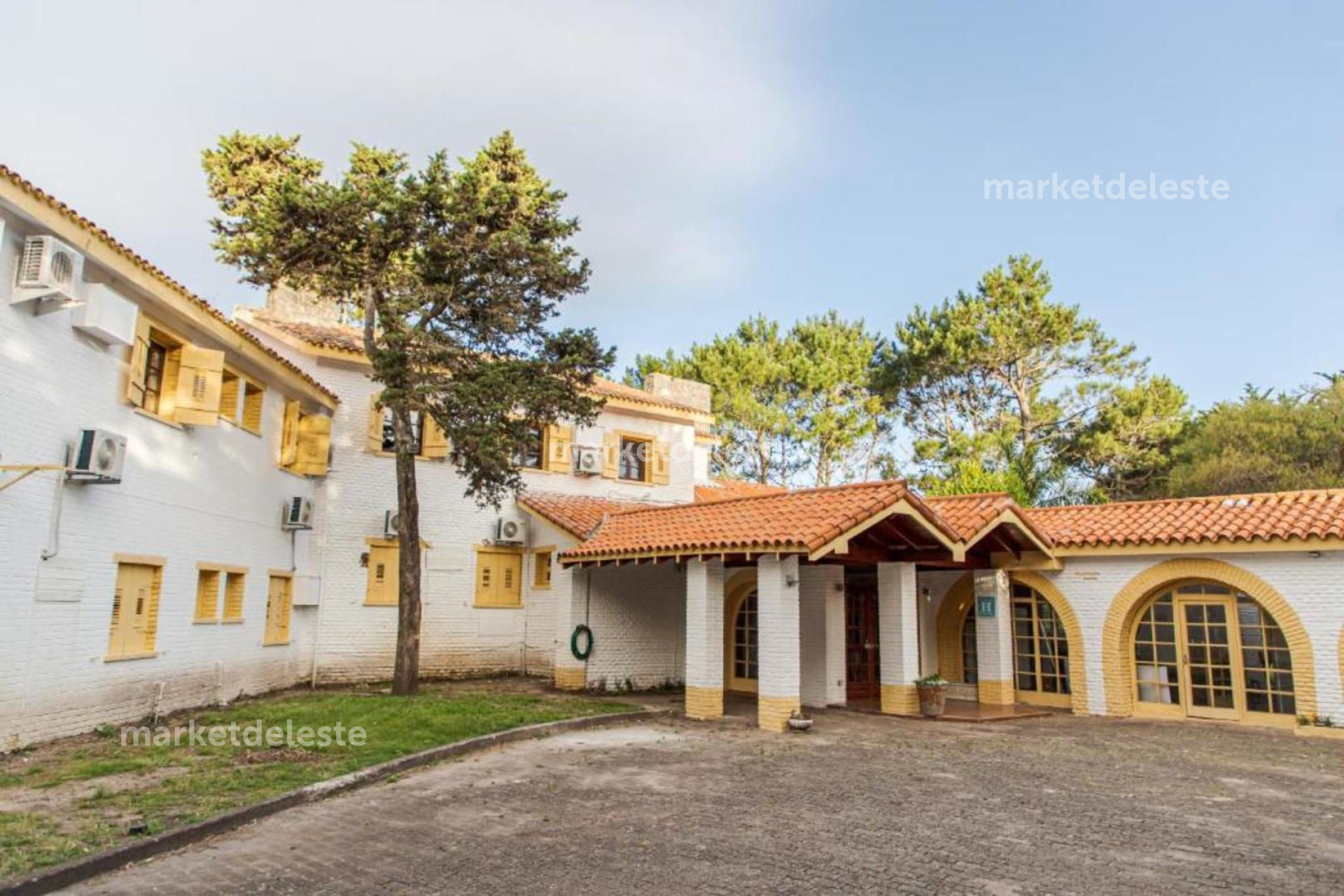 HOTEL EN VENTA PUNTA DEL ESTE 
