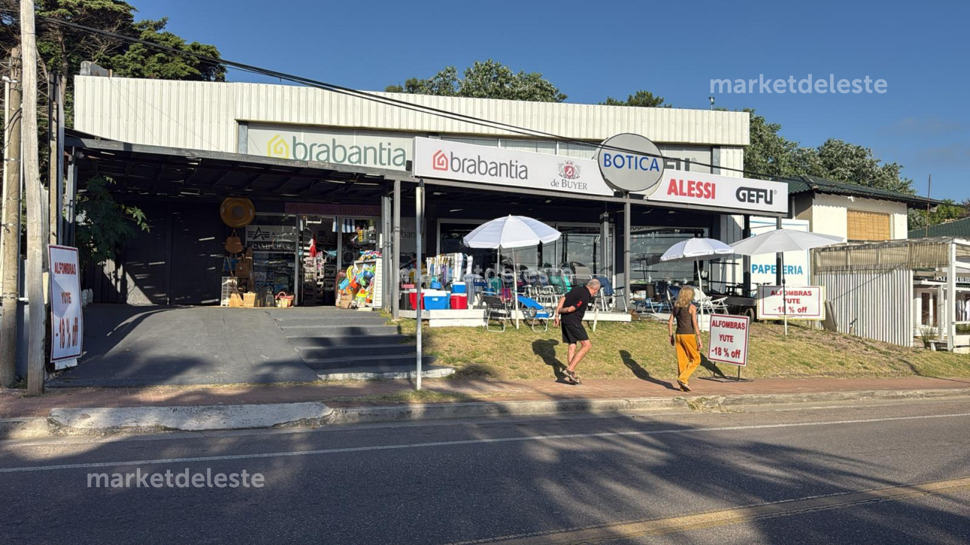 LOCAL EN LA BARRA - INCREIBLE UBICACION