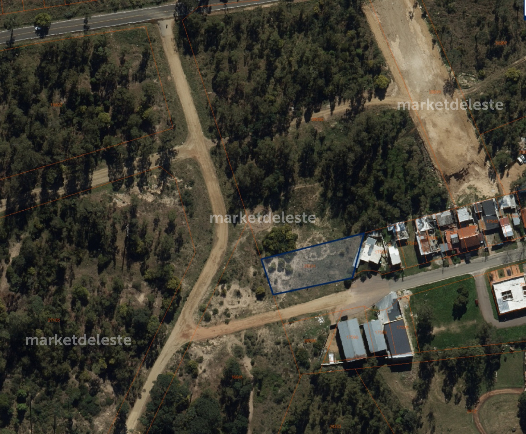 LOTE PARA EDIFICIO - 5 PISOS 