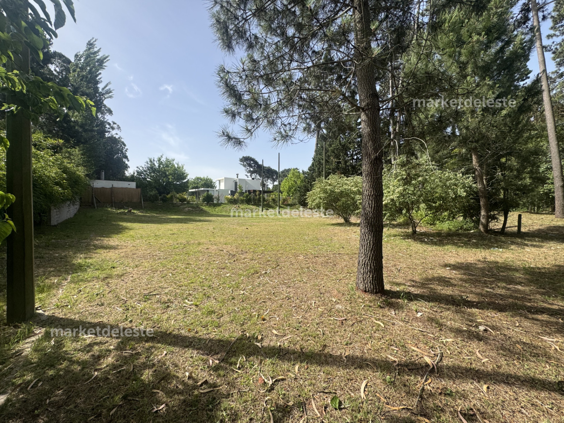 EXCELENTE TERRENO EN JARDINES DE CORDOBA