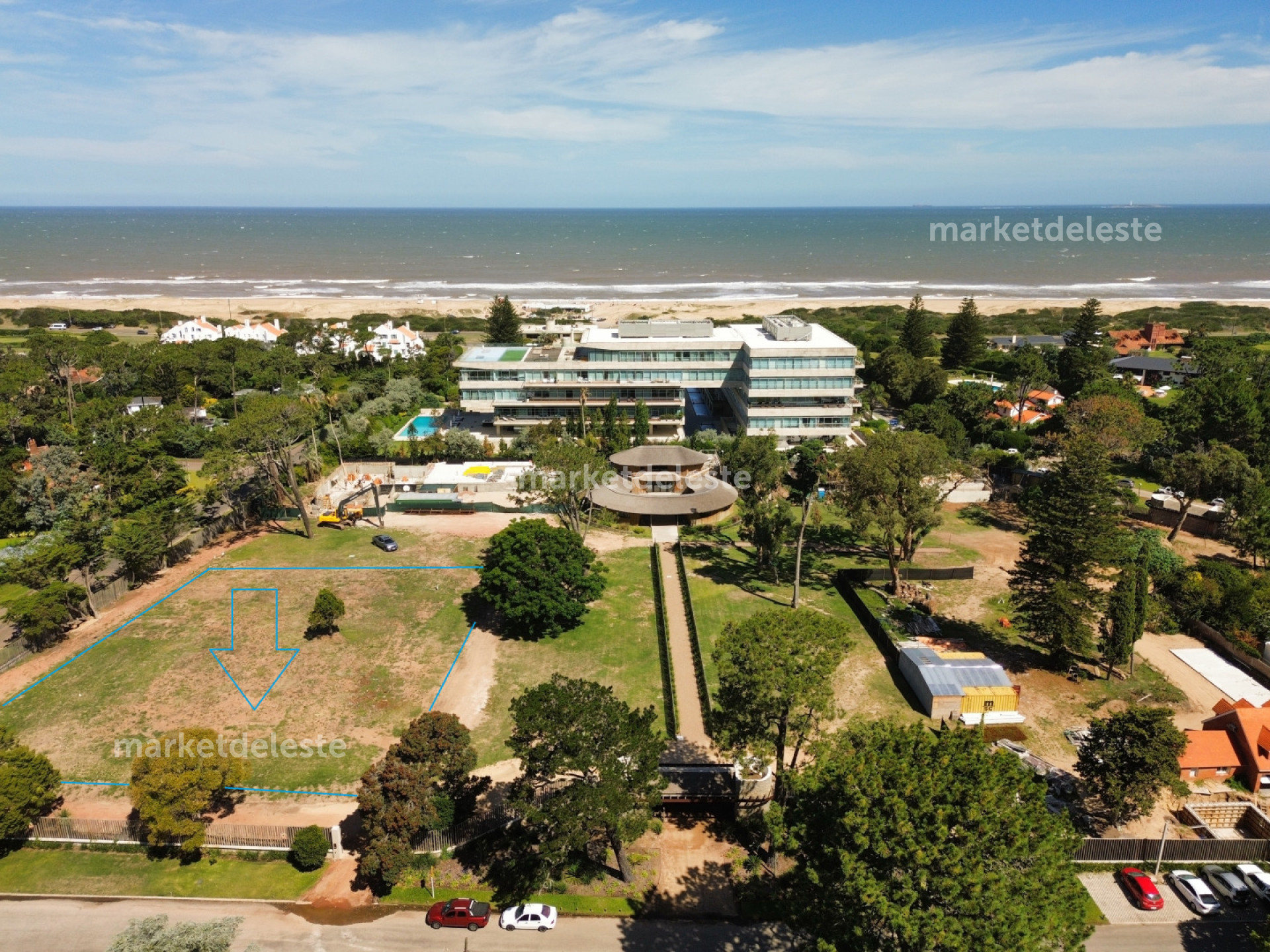 TERRENO EN BARRIO PRIVADO AMELIE 