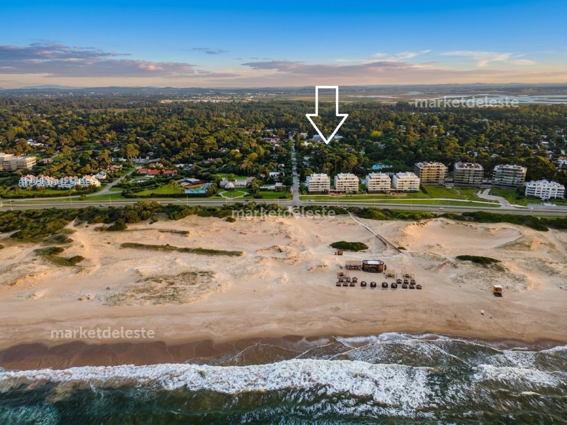 TERRENO EN PLAYA BRAVA A MTS DEL MAR