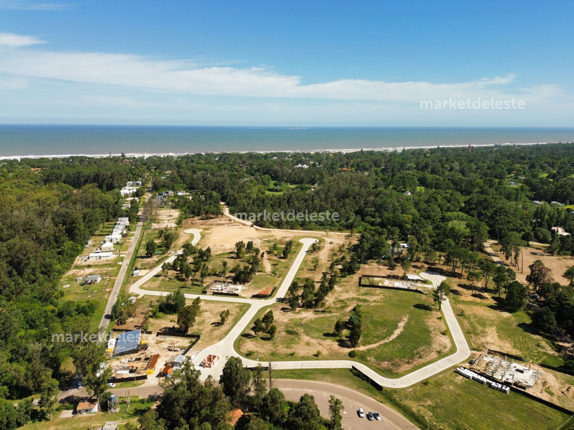 BARRIO PRIVADO LA CHACRA - LOTE 20 
