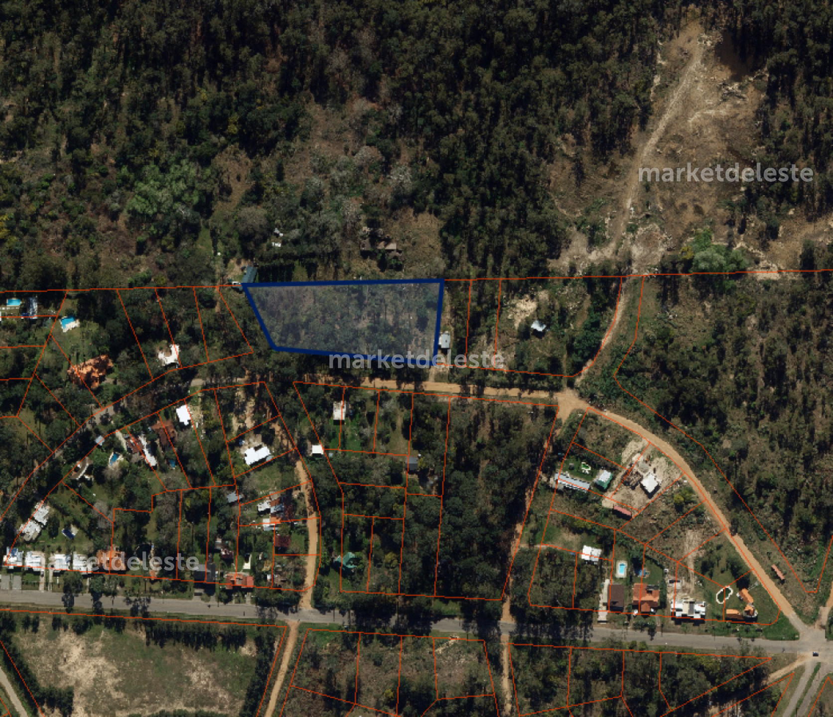 TERRENO DE 6.000 m2 - ZONA JAGUEL