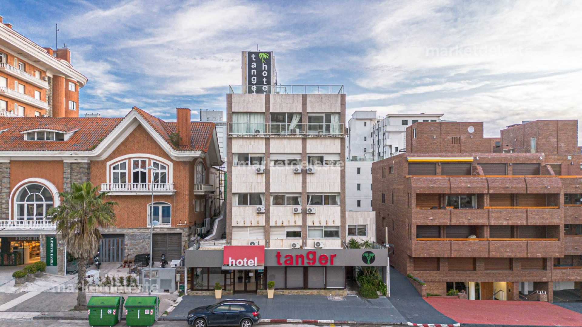 HOTEL EN PENÍNSULA - 44 HABITACIONES