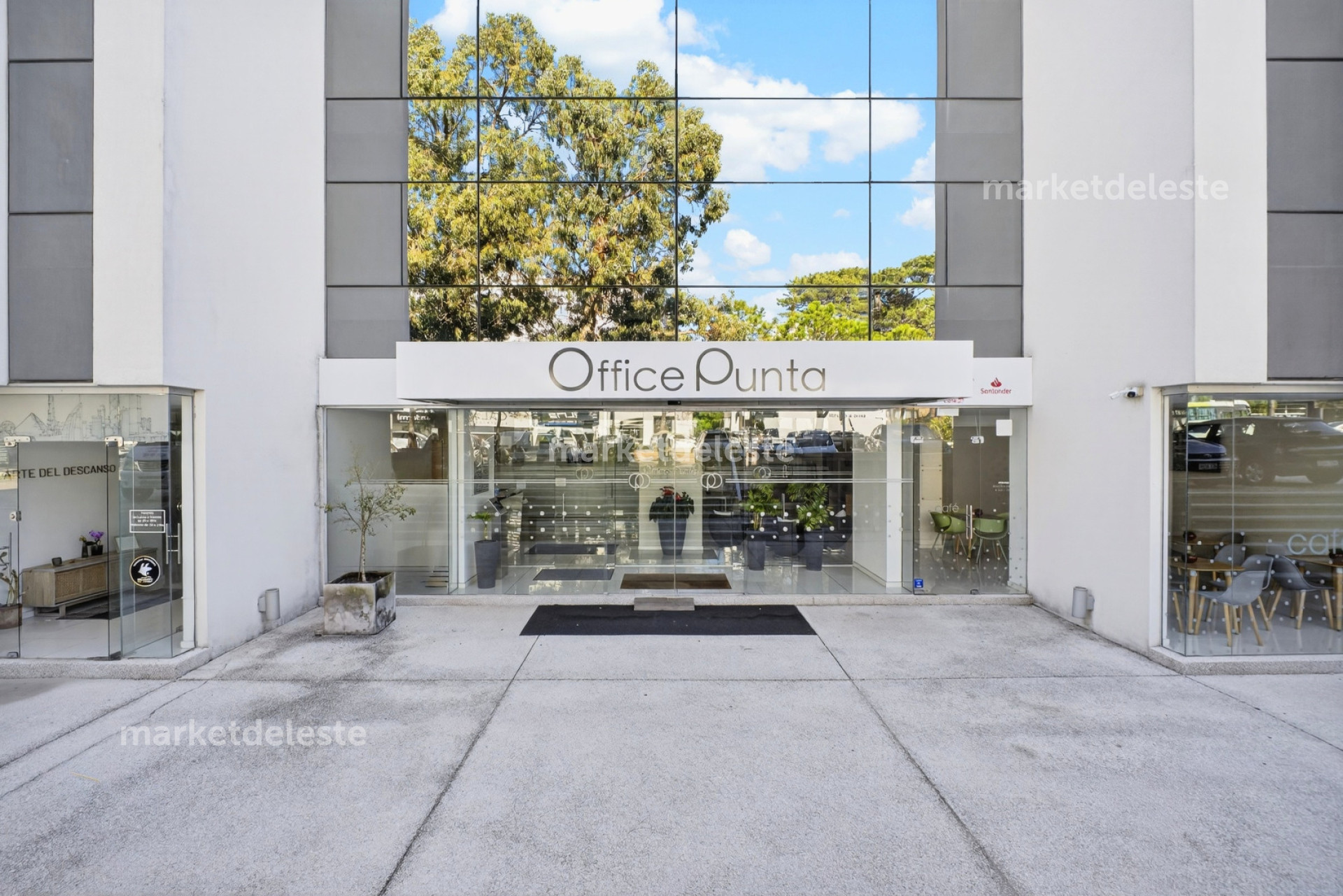 OFFICE PUNTA - OFICINA EN VENTA 