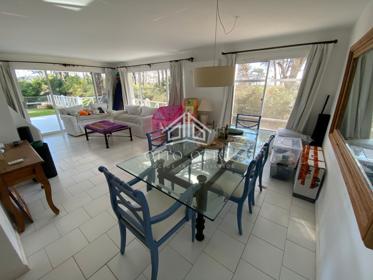 Apartamento de 2 dormitorios en Brava, Punta del Este.