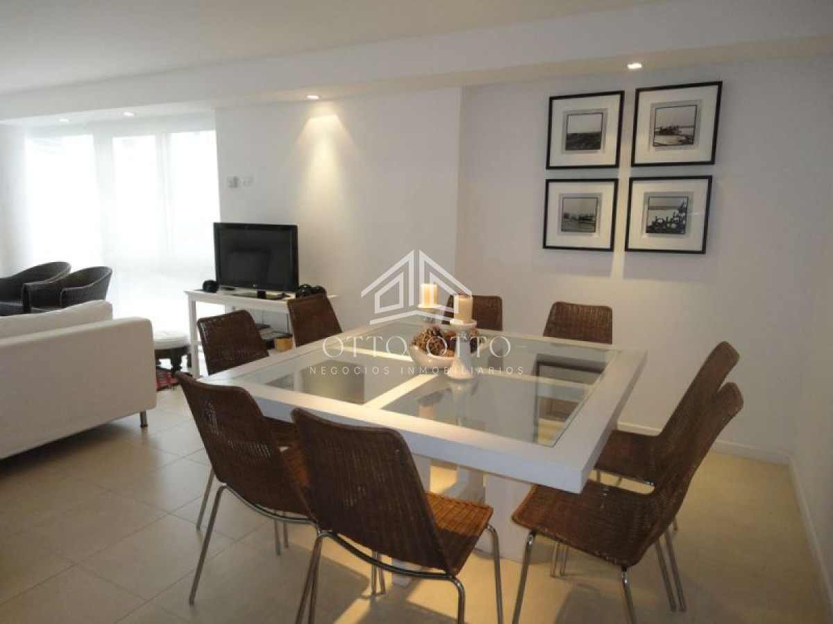Apartamento en venta  3 dormitorios imagen 3