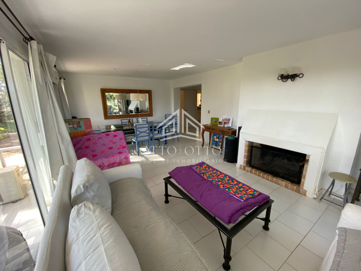 Apartamento de 2 dormitorios en Brava, Punta del Este. imagen 3