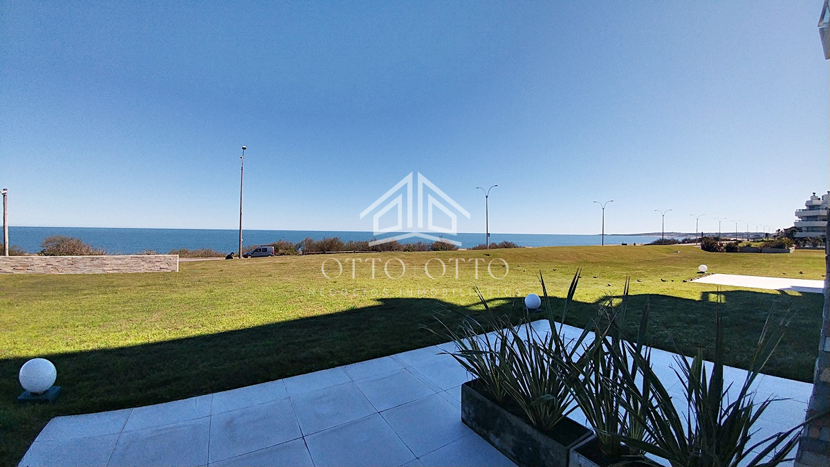 Apartamento en venta Playa Mansa 2 dormitorios imagen 4