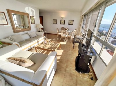 Apartamento en Peninsula de  Punta del Este! 3 dormitorios 