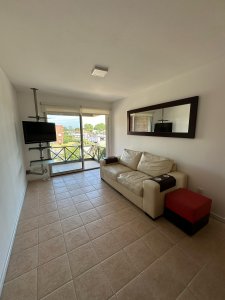Venta apartamento dos dormitorios punta del este edificio Green Village