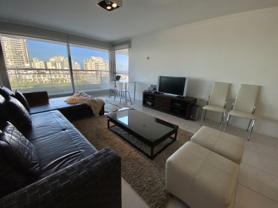 Apartamento en venta con 4 dormitorios en Punta del Este