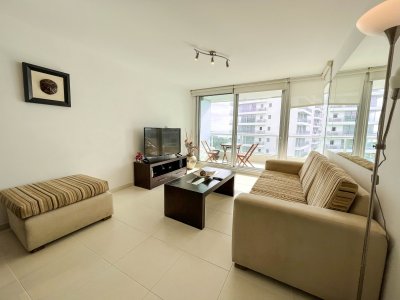 Apartamento en venta, 2 dormitorios en Playa Mansa. Punta del Este