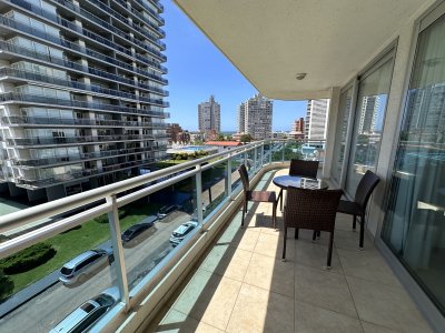 Venta apartamento un dormitorio punta del este edificio Sol y Luna 2