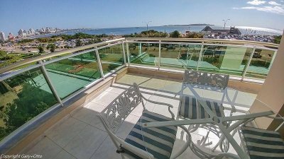 APARTAMENTO DE LUJO PRIMERA FILA MANSA