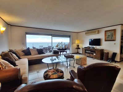 Venta Apartamento 3 dormitorios primera línea en Península