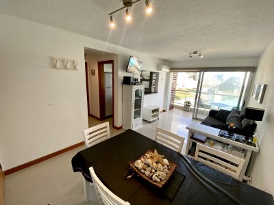 Apartamento de  1 dormitorio en venta  Punta del Este  