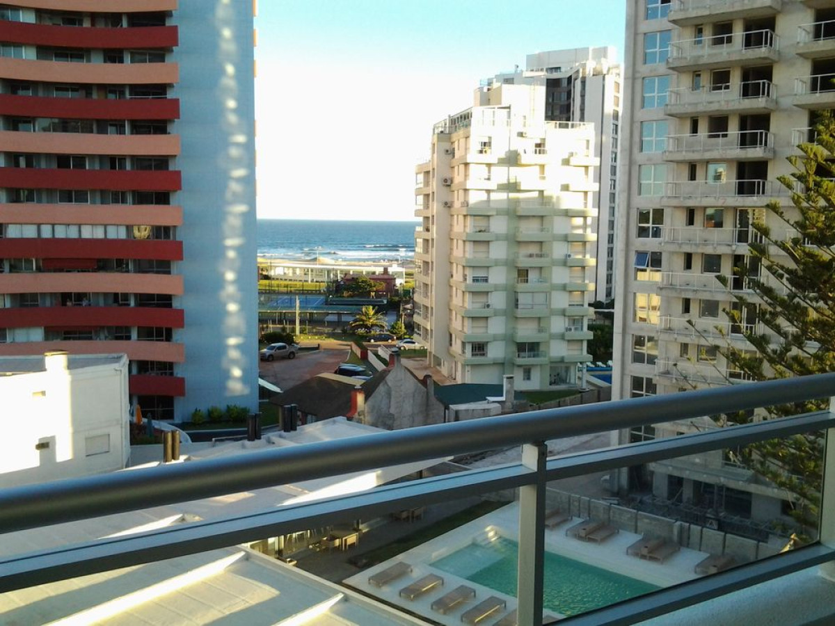 2 dormitorios en venta Forest Tower II