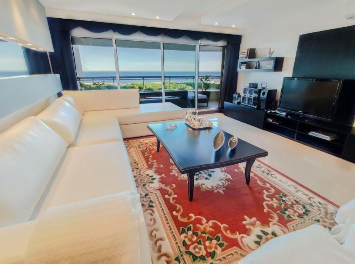 Apartamento en venta Playa Brava 3 dormitorios