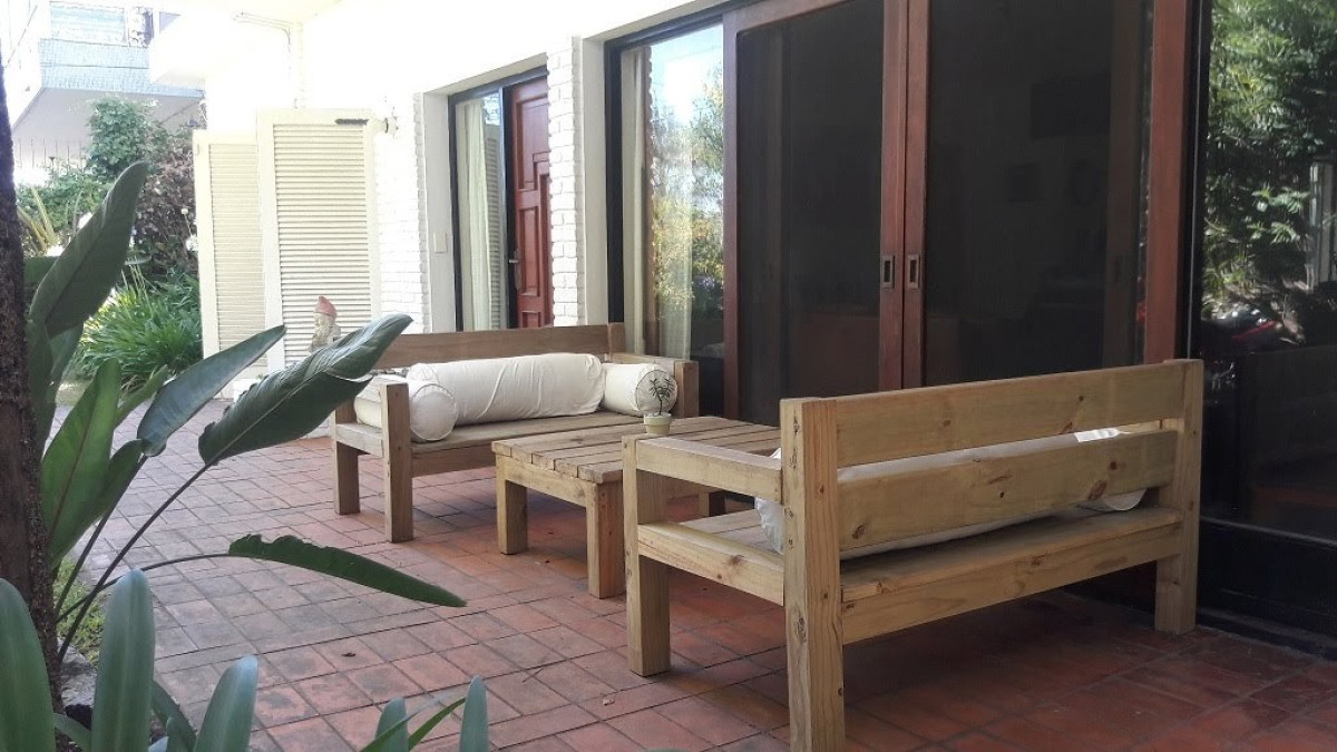 Alquiler de casa en la Mansa, Punta del Este. 4 dormitorios. 