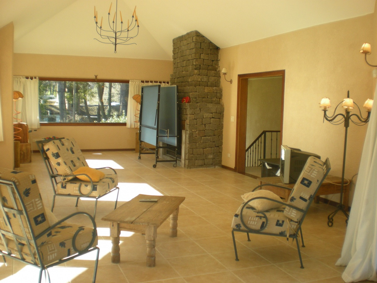 Casa en venta Lugano Marly 4 dormitorios