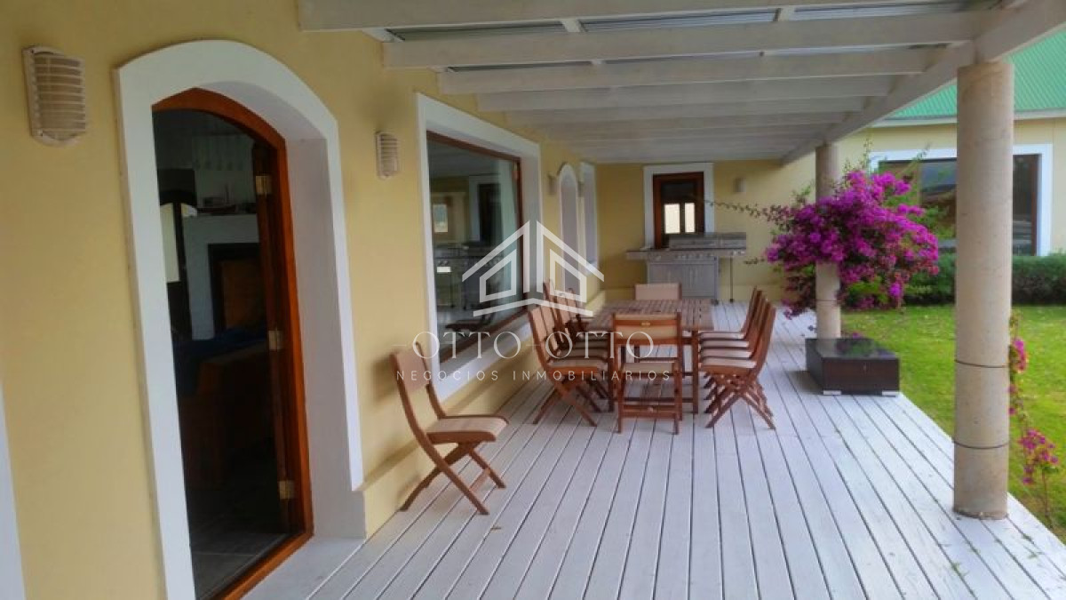 Chacra en venta Manantiales 5 dormitorios