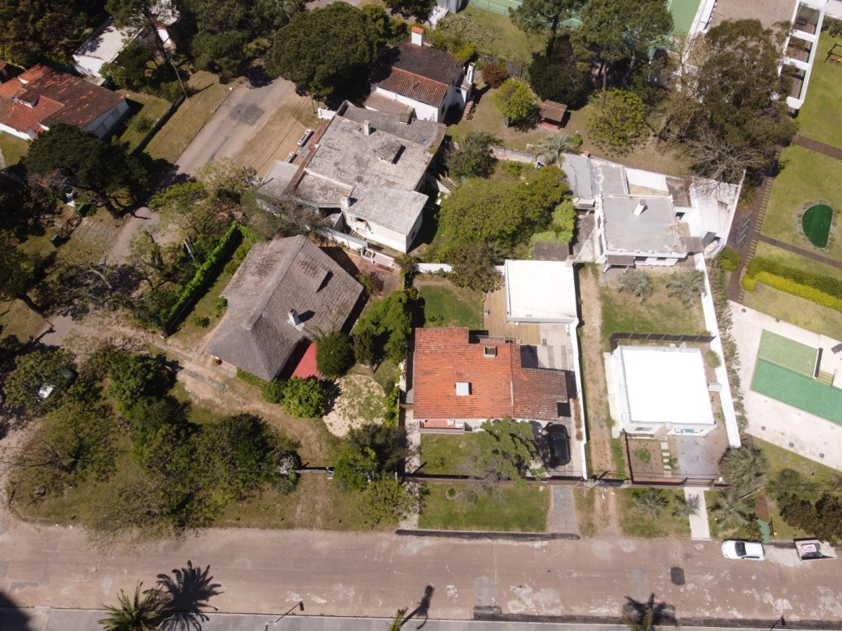 Lote en venta en Playa Mansa 