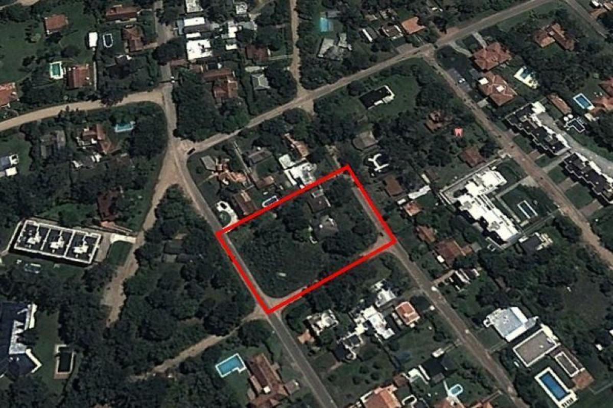 Terreno en venta Playa Brava 