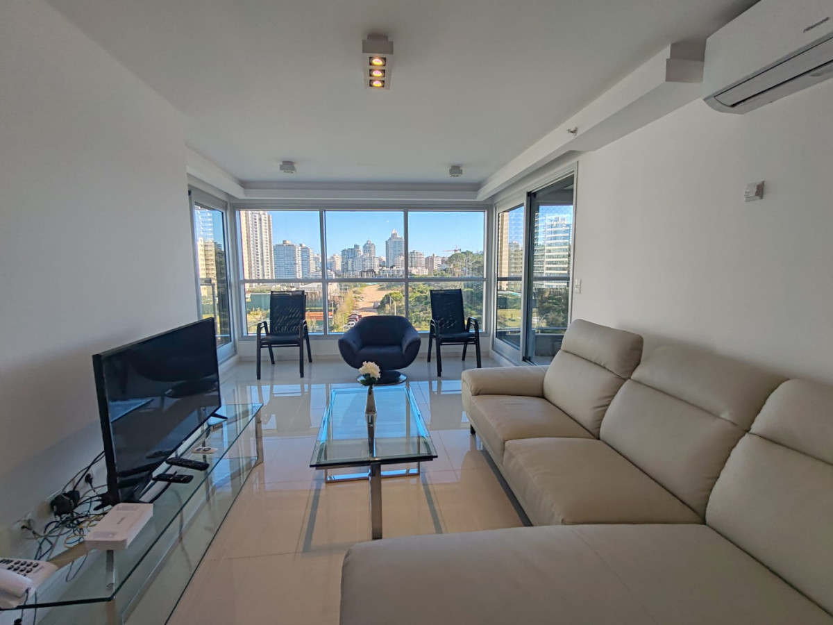 Apartamento en venta en look Brava con balcón y parrillero propio